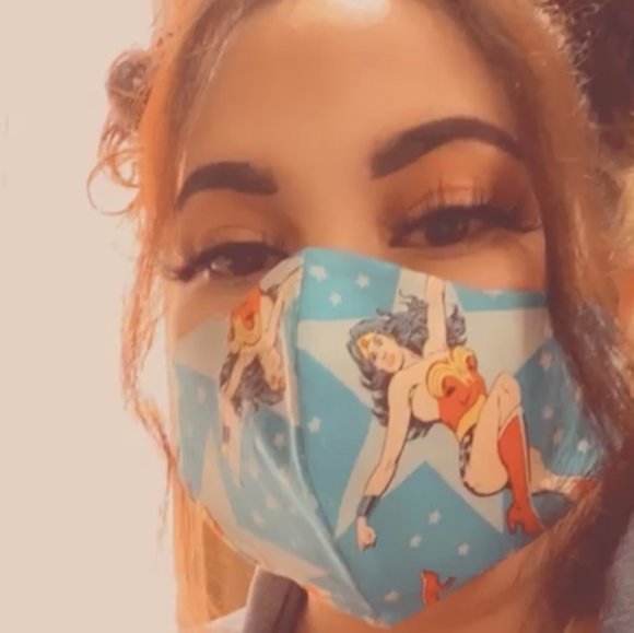 Meet your Posher, MamaBrax - Picture 3 of 3